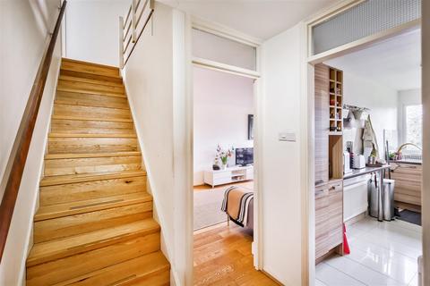 Flat 39, Bourne Court New Wanstead, London, E11 2TG