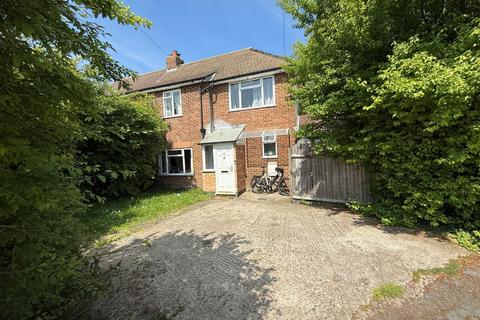 undefined, Northfields, Dunstable LU5