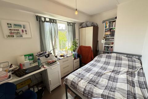 undefined, Northfields, Dunstable LU5