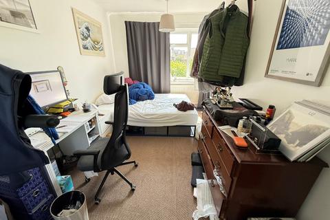 undefined, Northfields, Dunstable LU5