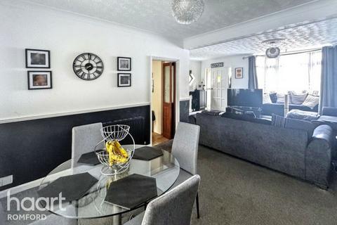 63 Weald Way, Romford, RM7 9PH
