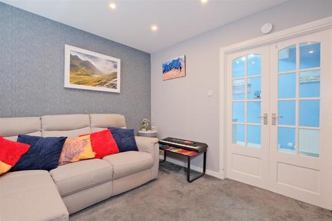 1 bedroom apartment for sale, Calder Street, Blantyre