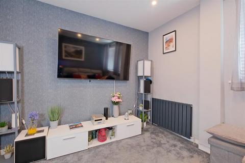 1 bedroom apartment for sale, Calder Street, Blantyre