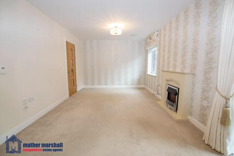2 bedroom ground floor flat for sale, Primett Road, Stevenage