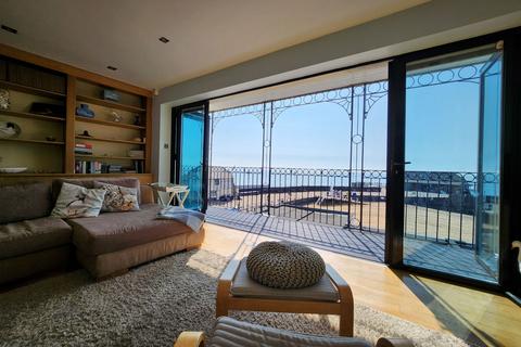 3 bedroom flat for sale, Pier Approach, Broadstairs CT10
