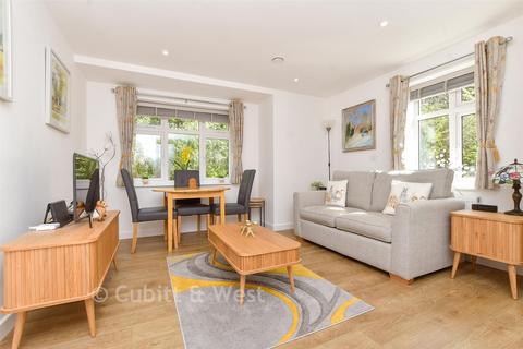 Riddleah Court, Purley CR8