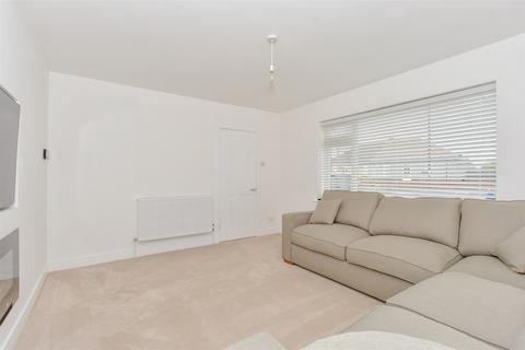 9 Hooks Lane, Havant, PO9 3DS