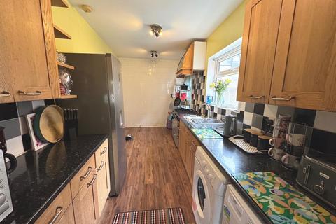 3 Angle Street, Leek, ST13 8AL