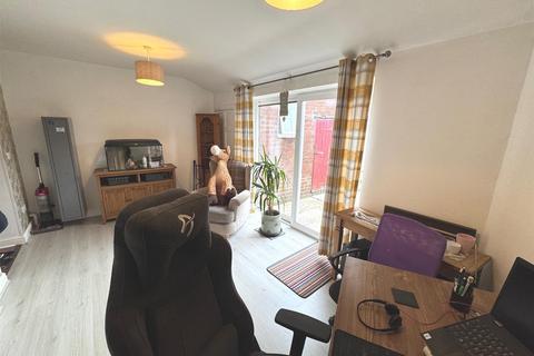 3 Angle Street, Leek, ST13 8AL