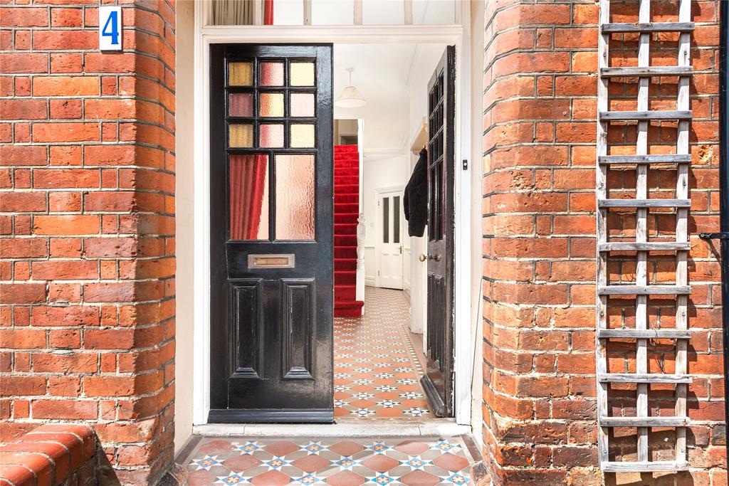 Entrance Porch