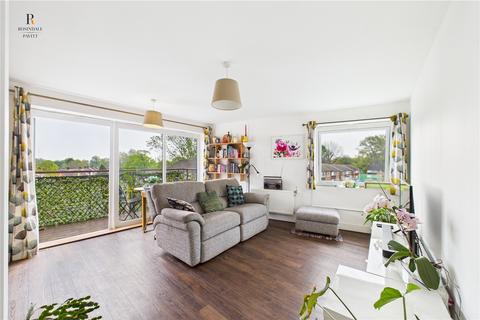 12 Baywillow Avenue, Carshalton, SM5 2AX