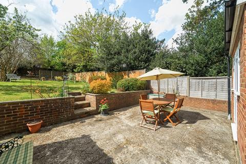 44 Binscombe Lane, Farncombe, Godalming, GU7 3PP