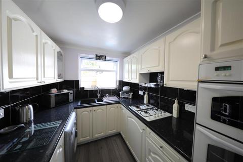 34 Bannister Drive, Hull, HU9 1EJ