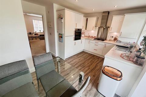 3 bedroom terraced house for sale, Patina Way, Swadlincote DE11