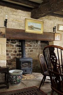 undefined, Taynton, Burford, Oxfordshire, OX18