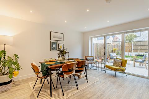 4 bedroom link detached house for sale, Gregory Park South, Cambridge, Cambridgeshire