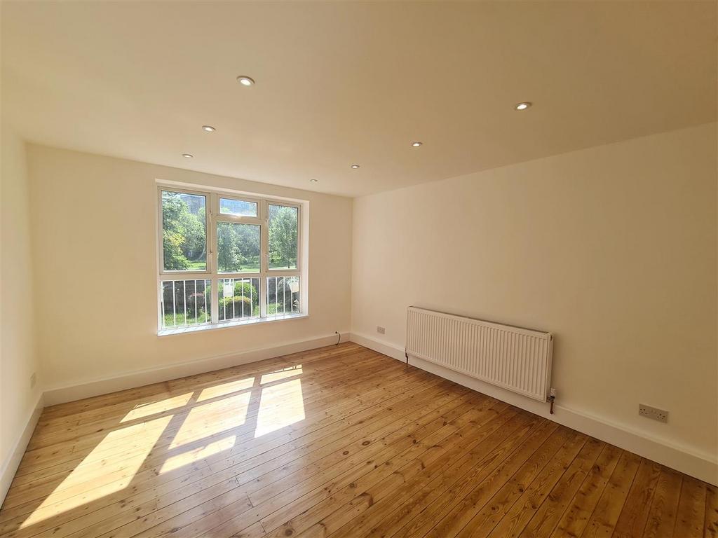 Eden Harper Bewley Court