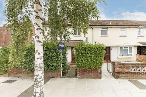 36 Collingwood Close, Twickenham, TW2 7AF