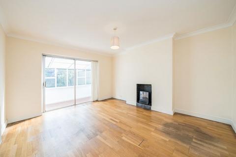 36 Collingwood Close, Twickenham, TW2 7AF