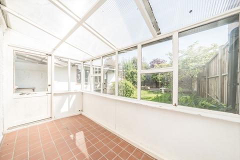 36 Collingwood Close, Twickenham, TW2 7AF