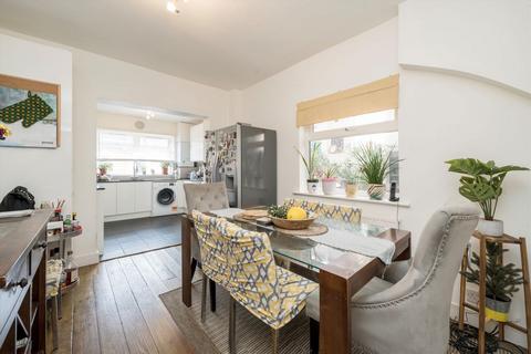 4 bedroom end of terrace house for sale, Northcote Avenue, Southall UB1