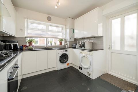 undefined, Northcote Avenue, Southall UB1