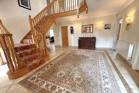 6 bedroom detached house for sale, Heol Hen, Llanelli SA15