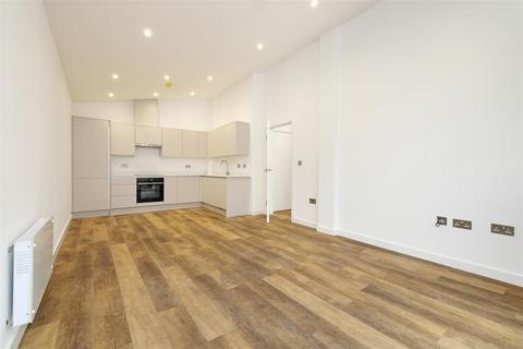 2 bedroom apartment for sale, CENTRAL DORKING, RH4