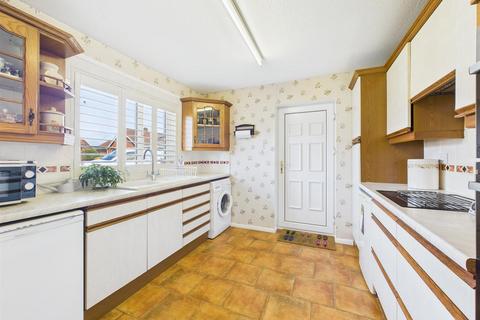 3 bedroom bungalow for sale, Wainstones Close, Great Ayton TS9
