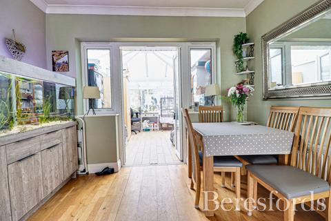 2 bedroom bungalow for sale, Volwycke Avenue, Maldon, CM9
