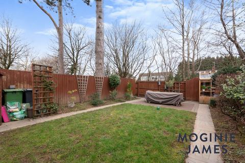 3 bedroom detached house to rent, Allen Close, Old St. Mellons, Cardiff, CF3