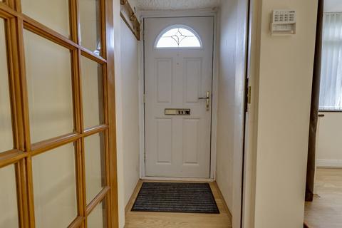 12 Autumn Crescent, Horsforth, Leeds, LS18 4HT