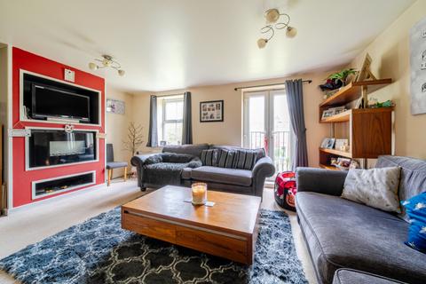 33 Arran Close, Greylees, Sleaford, NG34 8FY