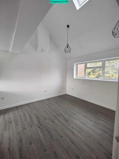 2 bedroom maisonette to rent, 2 Perry Street, Crayford, Dartford, DA1 4RD