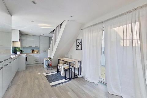 2 bedroom cottage for sale, Mortimer Street, Herne Bay, CT6 5PJ