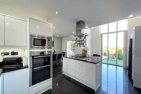 5 bedroom link detached house for sale, The Rambles, Ballfield Lane, Barnsley, South Yorkshire