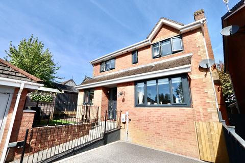 6 Cae Celyn, Croespenmaen, Newport, NP11 3AT