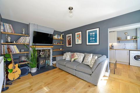 undefined, Rose Cottages, Wormley GU8