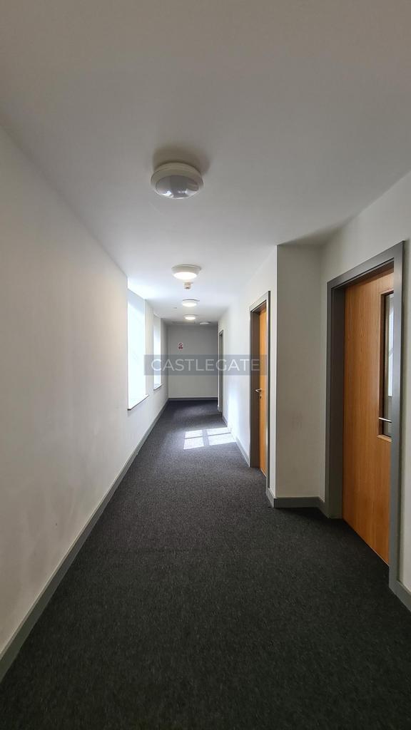 Room 38, 39, 40 The Works at Standard House Commun