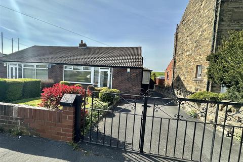 2 bedroom semi-detached bungalow for sale, Leeds Old Road, Heckmondwike