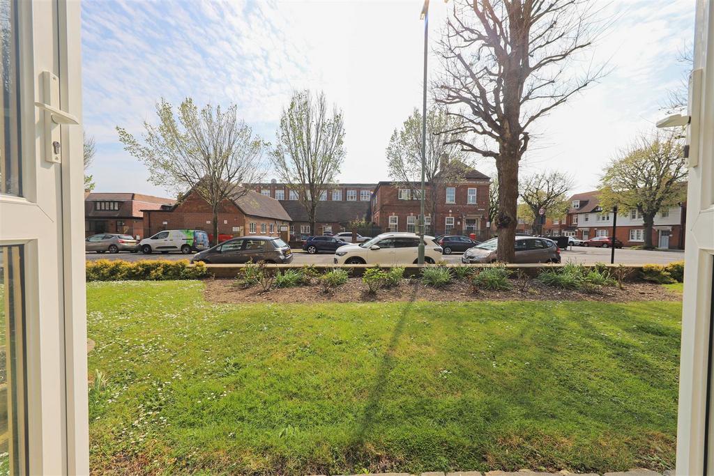 Nicholas james dolphin court terrace area.jpg