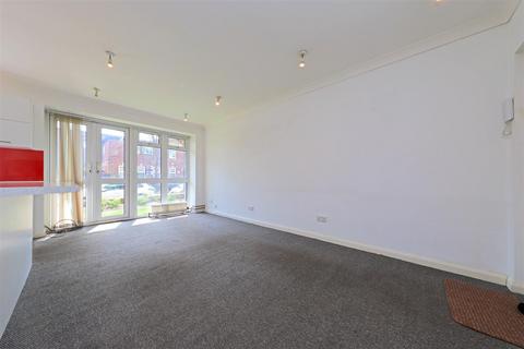 1 bedroom apartment to rent, Hove Street, Hove