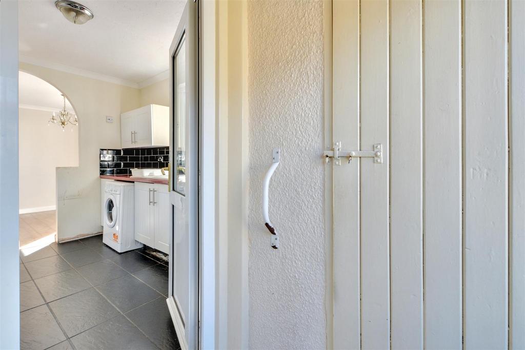 Utility Room 2.jpeg
