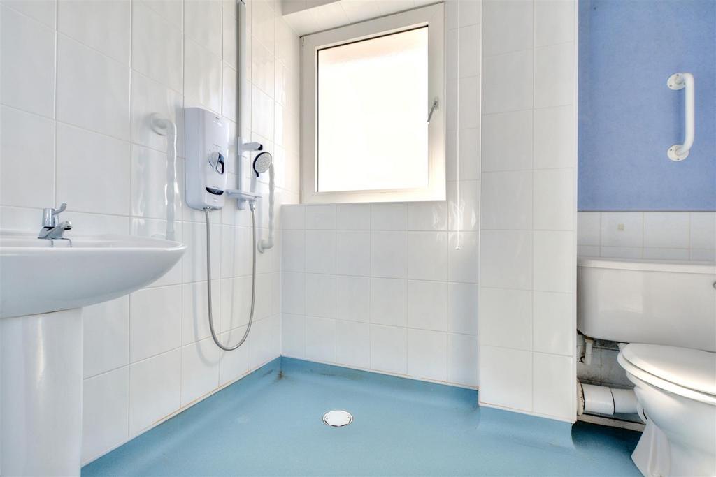 Shower Room.jpeg