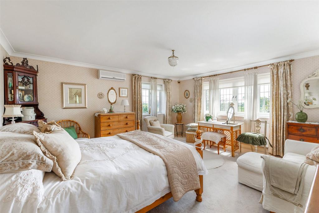Main Bedroom