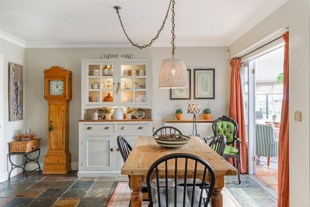Breakfast Room