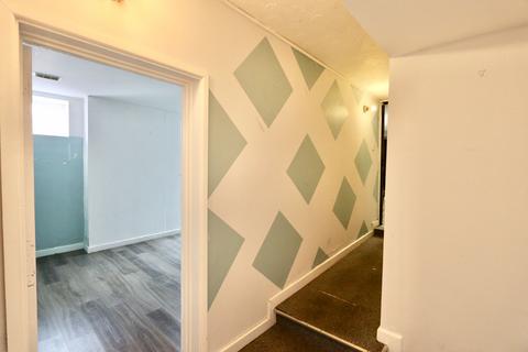 1 bedroom apartment to rent, Chepstow Road, Newport, NP19