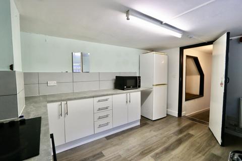 1 bedroom apartment to rent, Chepstow Road, Newport, NP19