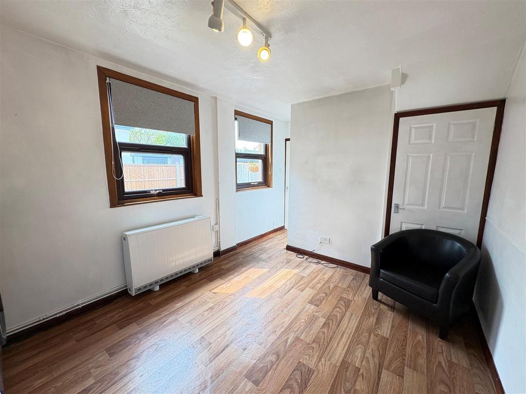 Living Space 4.jpg