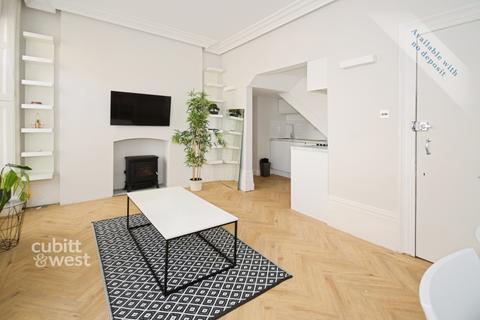 1 bedroom apartment to rent, Oriental Place Brighton BN1